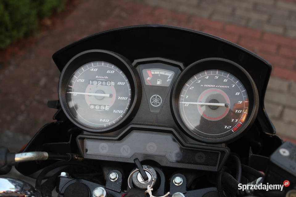 YAMAHA YBR 125 2014 Raty na telefon zamiana