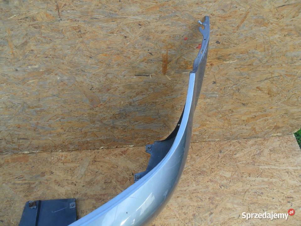 Mazda ZDERZAK PRZÓD przedni sprzedam