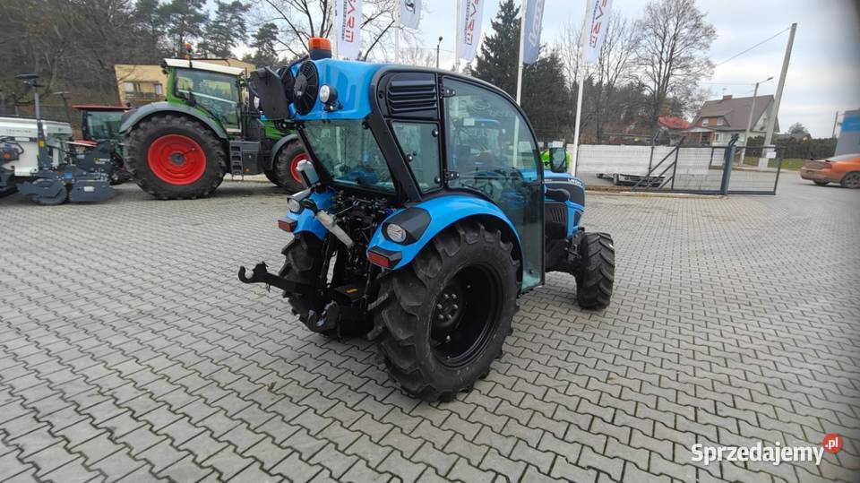 Tytuł Ciągnik pod tunele do malin LANDINI mazowieckie Czerwińsk nad Wisłą