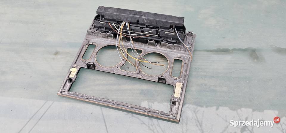 Ramka radia panel mercedes w210 avantgarde Zbąszyń