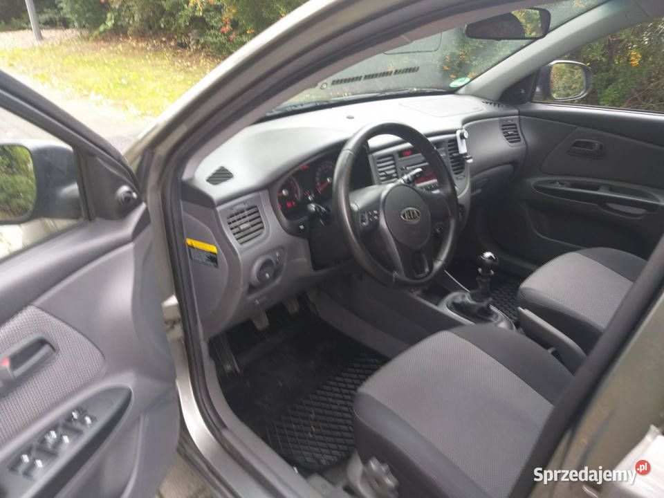 Kia Rio II 20052011 nieuszkodzony Poznań