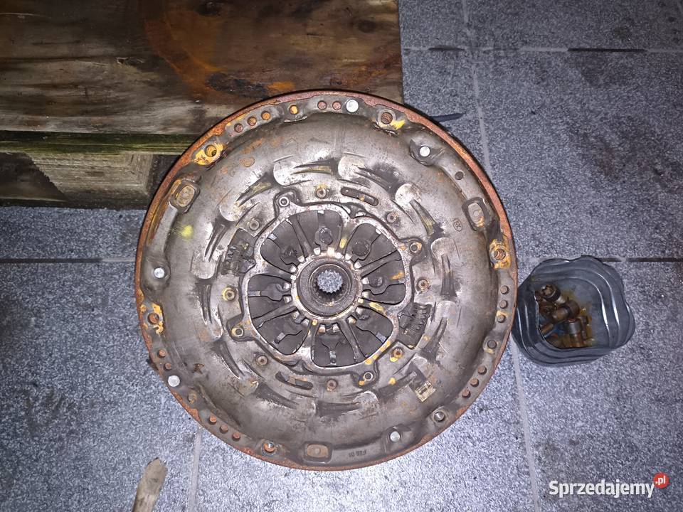 Sprzedam kpl sprzęgło dwumasowe Renault Laguna 2 Kielce sprzedam