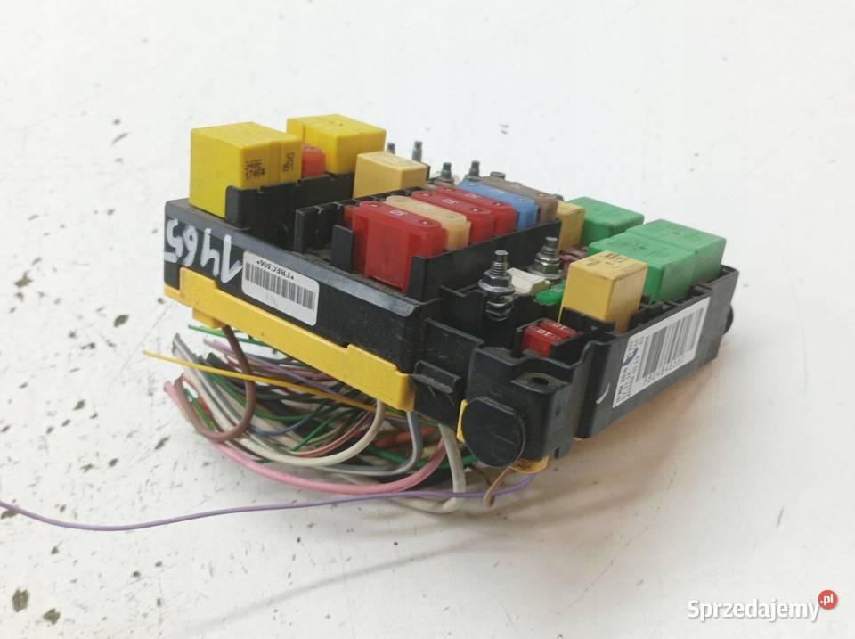 SKRZYNKA BEZPIECZNIKÓW 9804848580 16 119 Peugeot osobowe