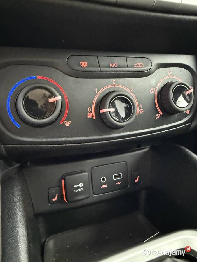 Fiat Tipo 14 TJET Bogato wyposażony Rok produkcji 2016 Bogatynia