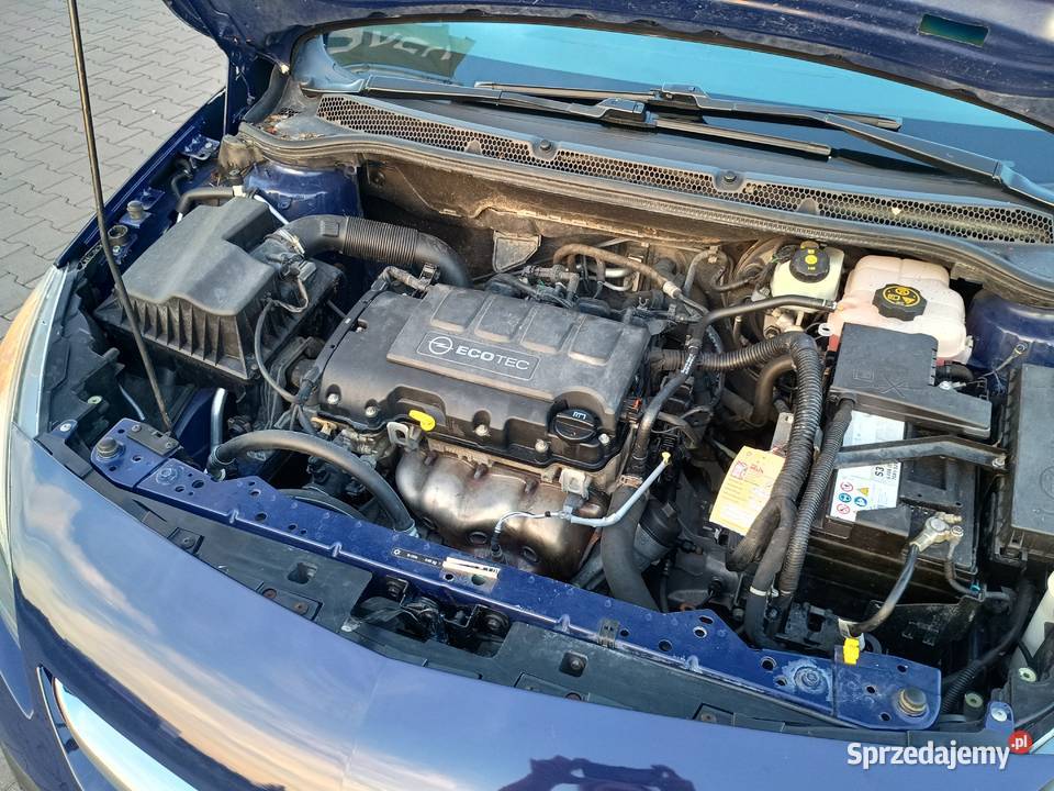 Opel Astra J Lift 5drzwi 61000 14i benzyna 100 garażowany Kalisz