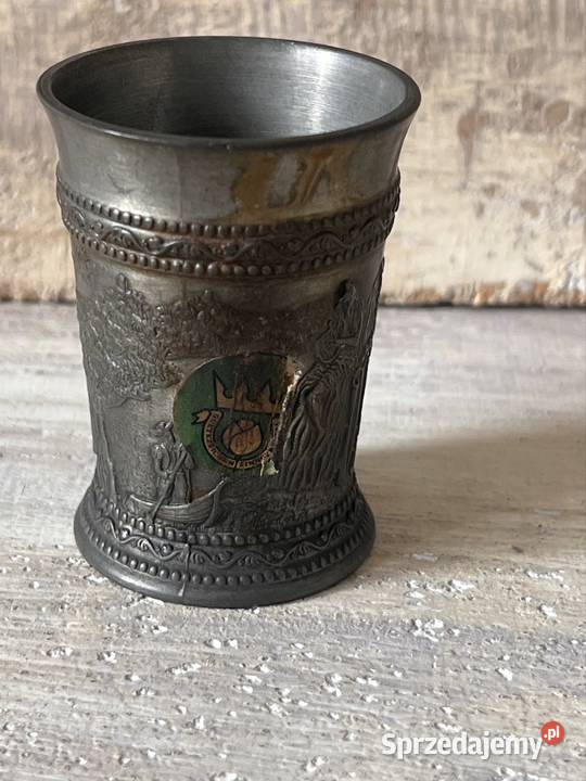 Bogato zdobiony kielich cyna śląskie Bytom