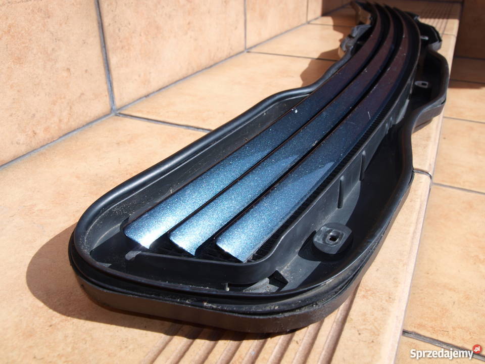 Mercedes E klasa W210 kratka wlot powietrza Kalisz