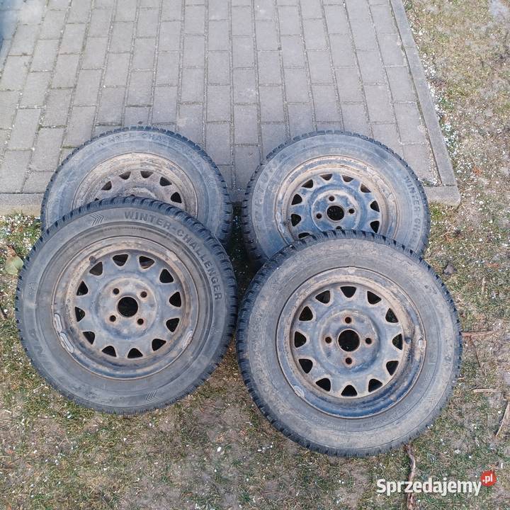 Felgi 13 opony zimowe Kruklanki sprzedam