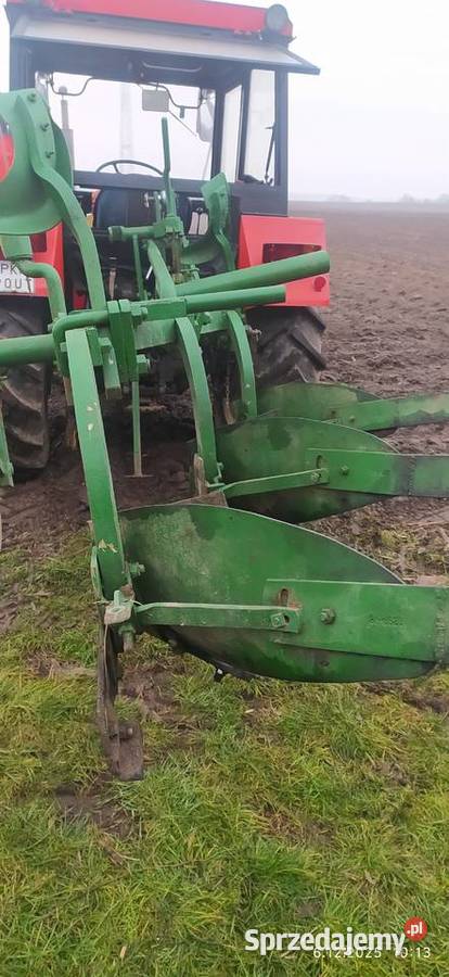 Pług 3 skibowy zagonowy Kozarzew sprzedam