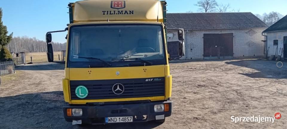 Samochód ciężarowy Mercedes Aleksandrów