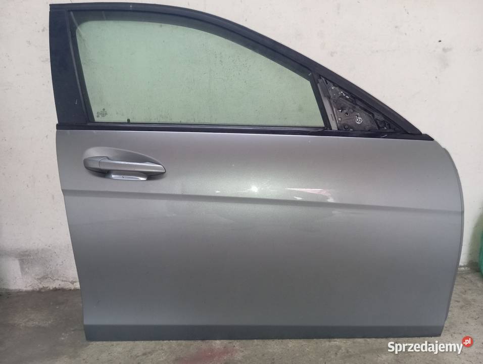 Części Mercedes Benz w204 c792 Świnki