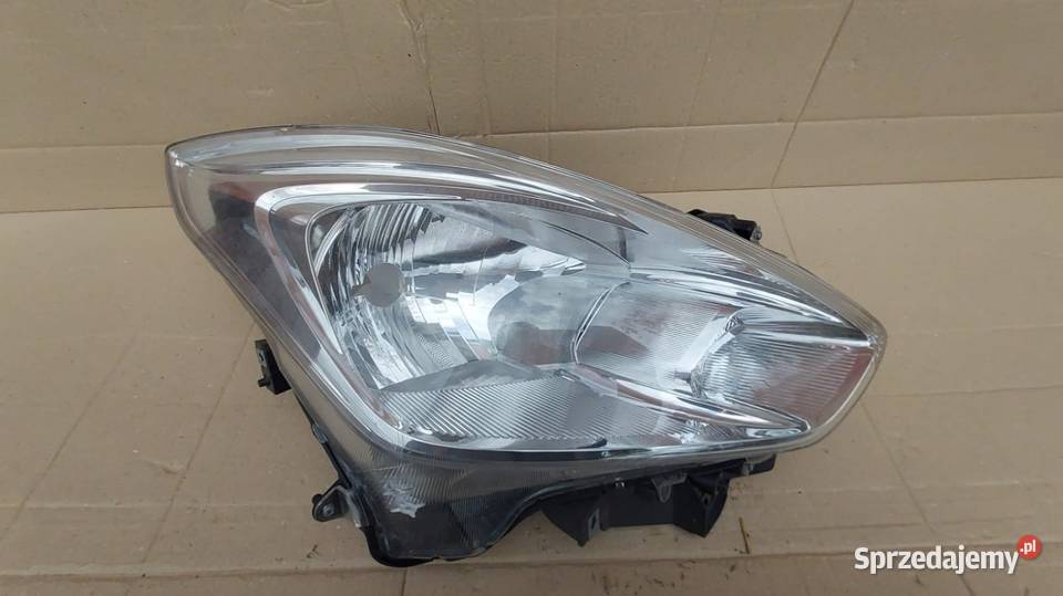 Suzuki Swift 2022 lampa prawa Jelenia Góra sprzedam