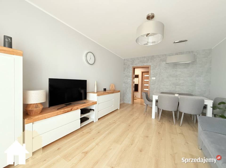 3 pokoje dostępne zaraz w pełni wyposażone Liczba pokoi 3 sprzedam