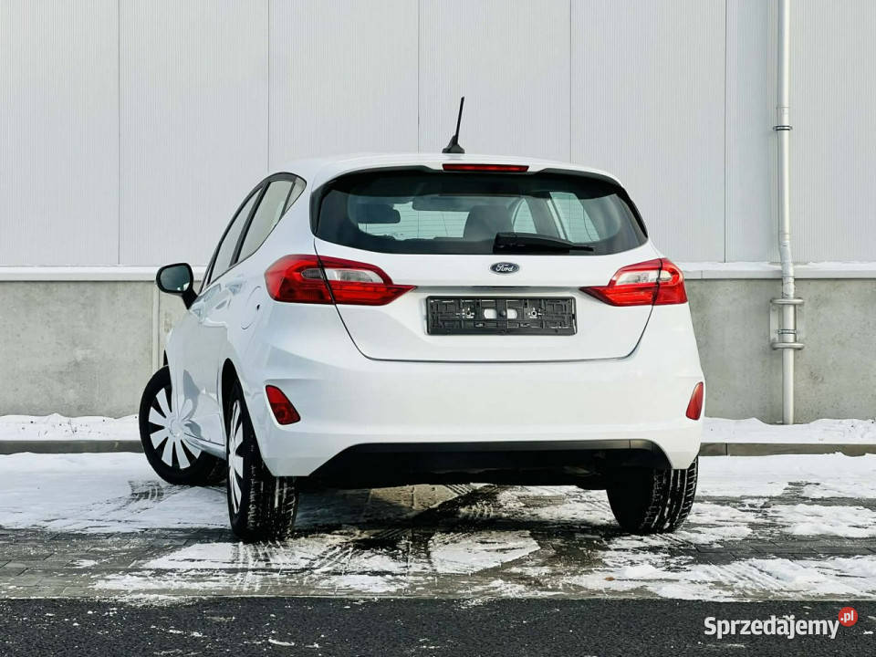 Ford Fiesta Ford Fiesta 11 benz 104 Mk8 2017