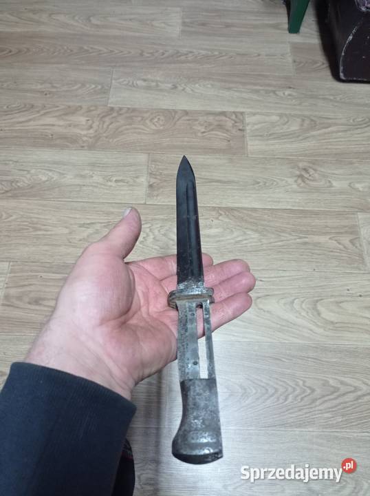 Bagnet mauzer zabytek dekoracja Lubycza Królewska