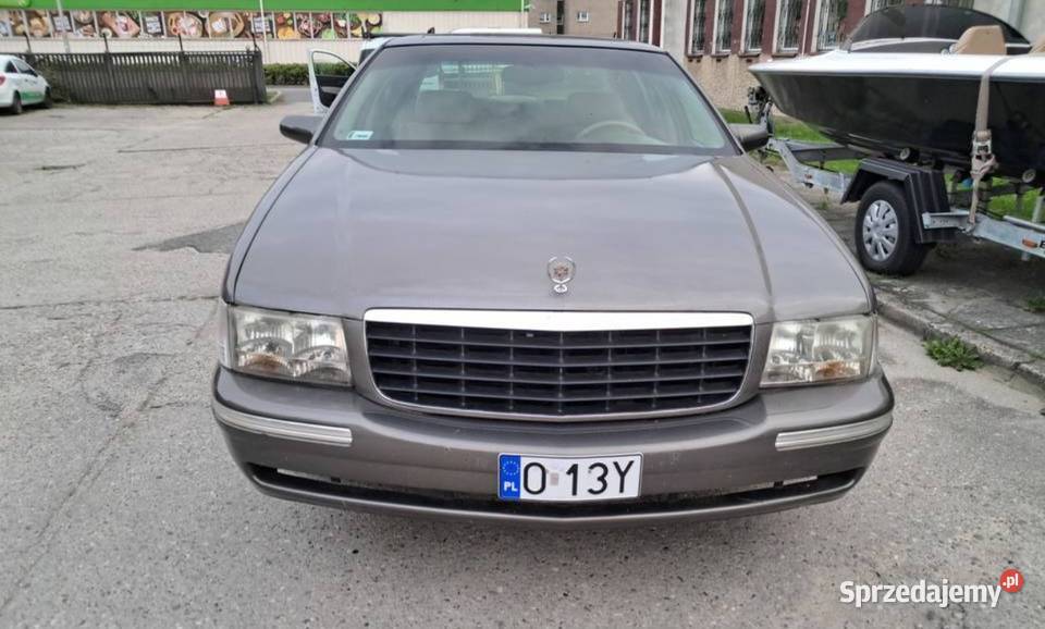 Cadillac Deville V8 zarejestrowany sprawny Poznań