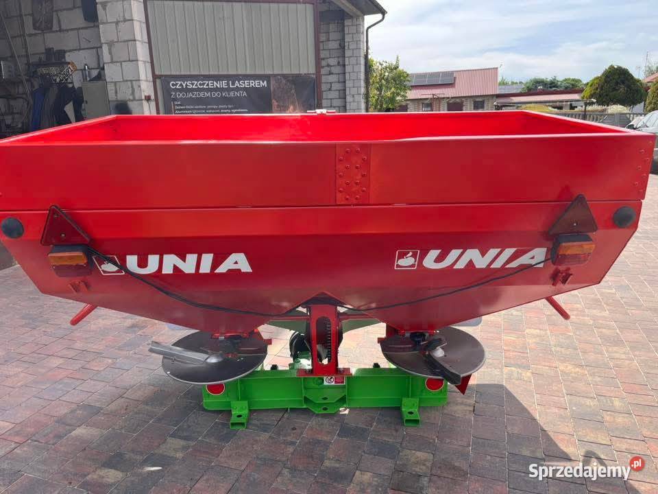 Rozsiewacz nawozu Unia MX 850 nowy