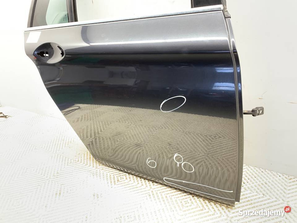 DRZWI PRAWY TYŁ BMW F11 Kombi 0917 A90 Drzwi