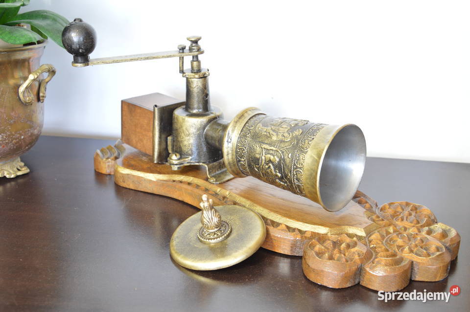 cynowy MŁYNEK wiszący do kawy bstary sygnowany