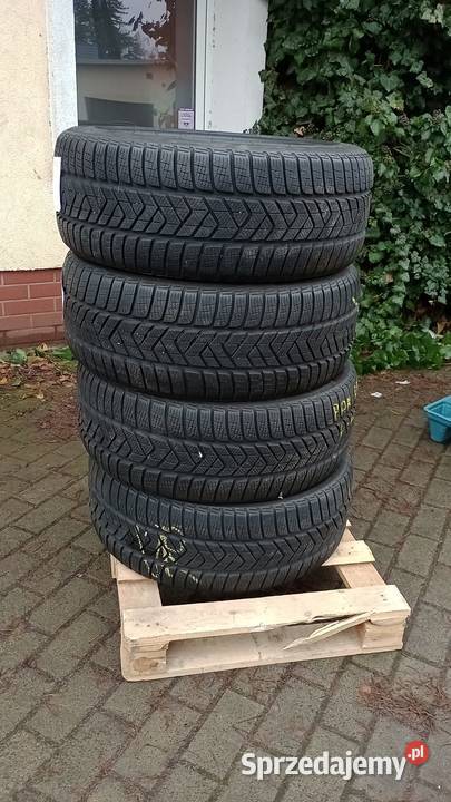 Opony zimowe Pirelli Sottozero 24545 R19 komplet Samochodowe Szczecin