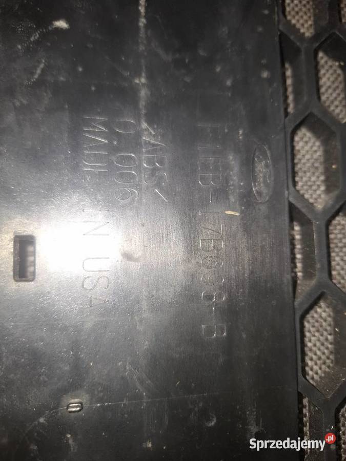 Atrapa chłodnicy grill przód Ford Focus ST MK3 osobowe Zawada sprzedam