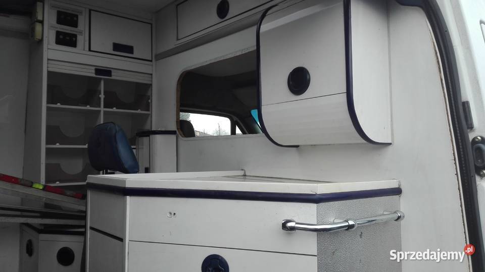Zabudowa medyczna camper sprinter zlew mazowieckie Suskowola