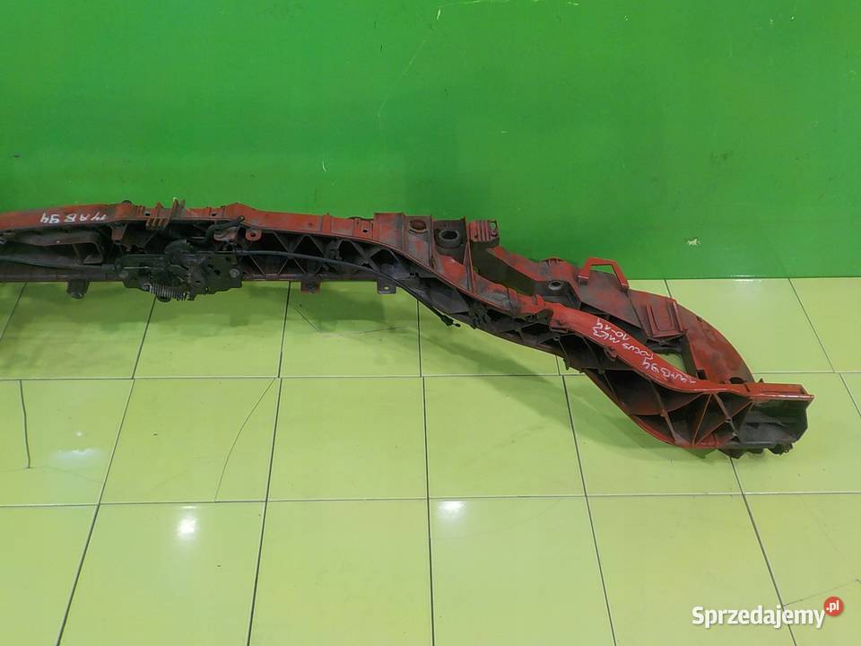 FORD FOCUS MK3 12r HB 5D pas przedni okular