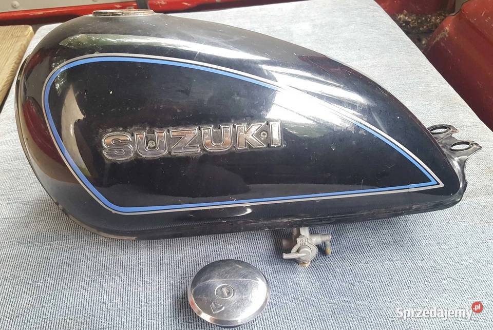 Okazja Ładny prosty zbiornik Suzuki gn 125 Elementy nadwozia