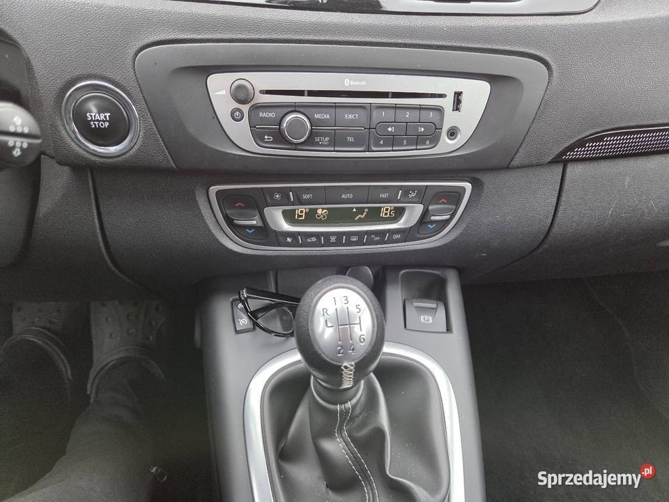 Renault scenic 15 d2013rzadbany udokumentowany autoalarm Słupsk sprzedam