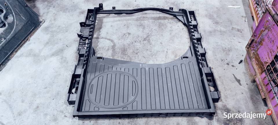 PODŁOGA BAGAŻNIKA AUDI A6 C6 AVANT 4F9864106 Przystajń