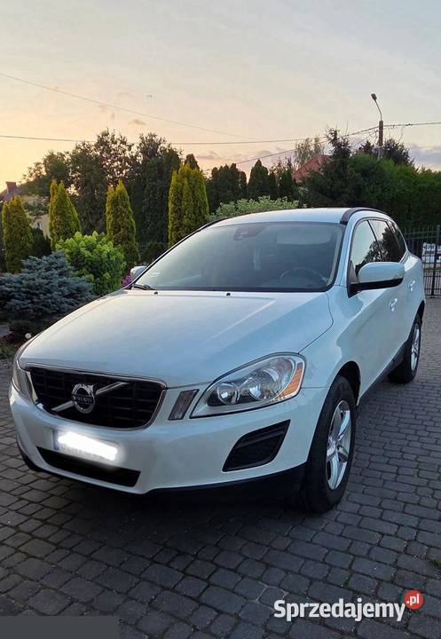 Volvo XC 60 D3 Momentum 163 2013r Rok produkcji 2013 Zaręby Kościelne