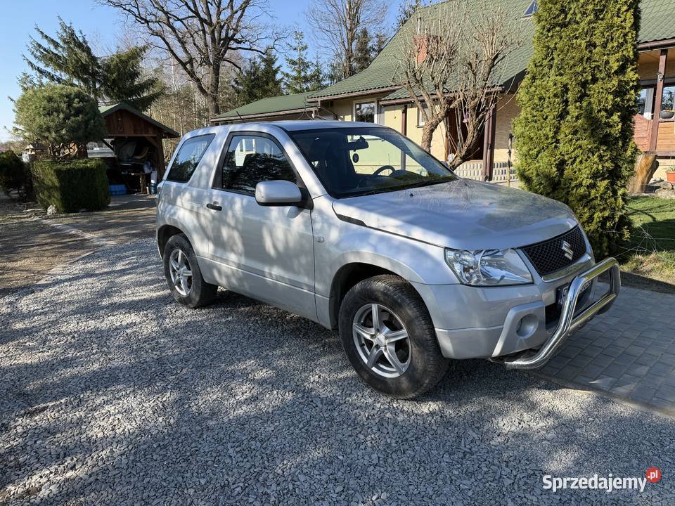 Suzuki Grand Vitara 16B 106 4x4 stan DB Hak radio sprzedam
