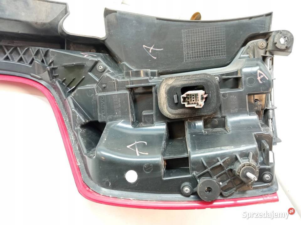 LAMPA TYŁ PRAWA EUROPA 31467841 Volvo XC 90 II Rok produkcji 2015 sprzedam
