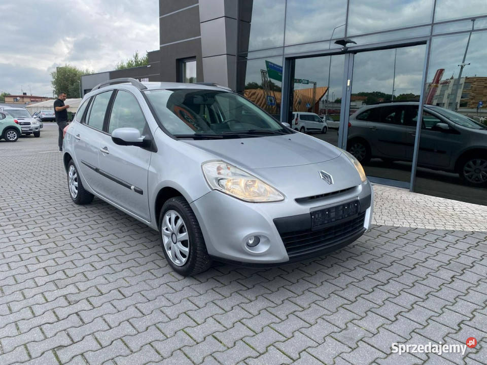 Renault Clio lift NAVI klima HAK el szyby VAT marża Żory