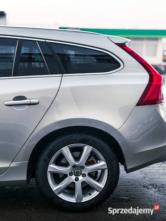 Volvo V60 T5 245 stan Perfect 245KM Świątniki Górne