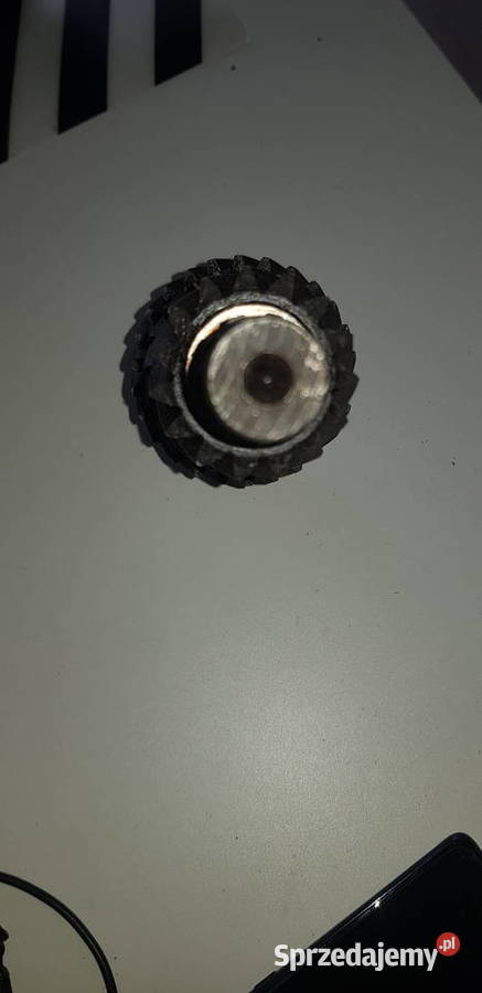 Wałek pośredni skrzyni biegów Fiat 125p FSO OE Układ napędowy Lublin