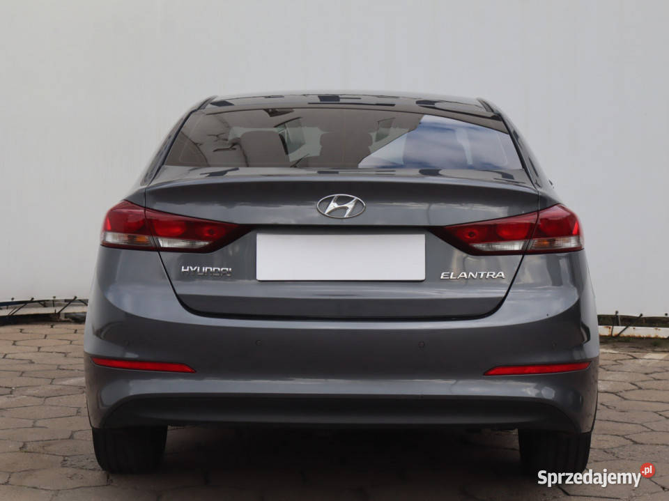 Hyundai Elantra 16 CVVT manualna Łódź