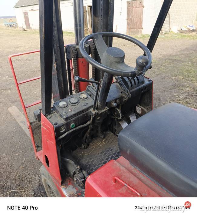 Wózek widłowy Bułgar 3p Perkins