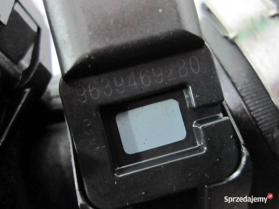 PEUGEOT 3008 16 HDI 9H01 10R 75 przepustnica sprzedam