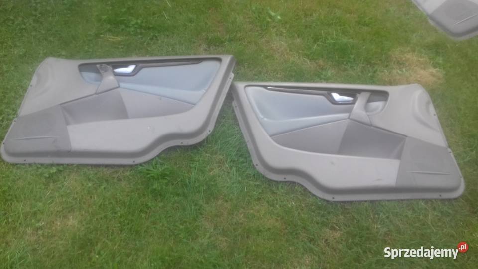 Boczek boczki drzwi light grey Volvo v70 II s60 Rok produkcji 2002 Kraków