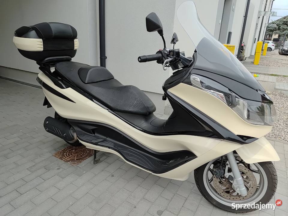 Piaggio X 10 125ccm Przebieg 19000 Piaggio Kraków