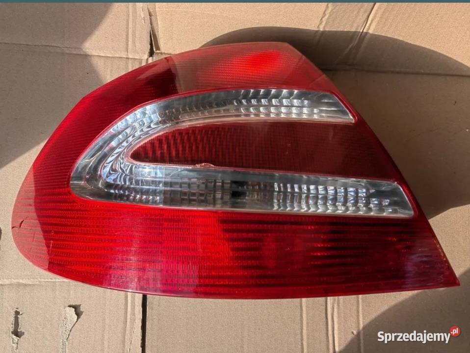 Lampa lewy tył Mercedes CLK w209 osobowe sprzedam