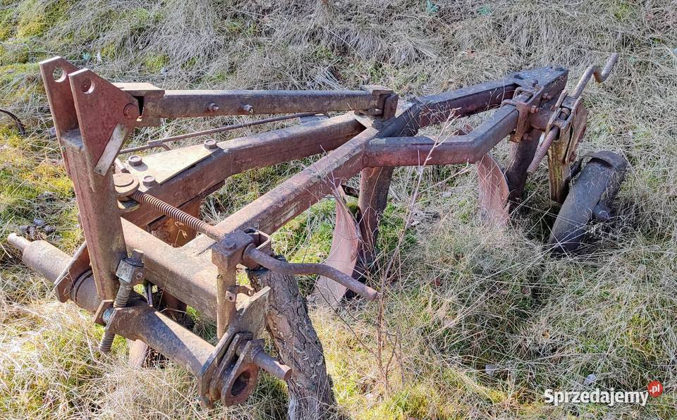 Pług trzyskibowy Pługi Lipnica