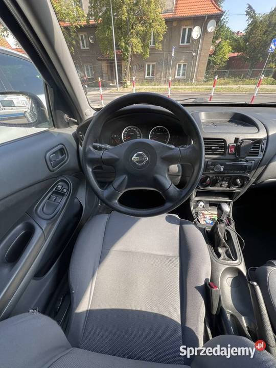 Nissan Almera N16 15 benzyna manualna Zielona Góra sprzedam
