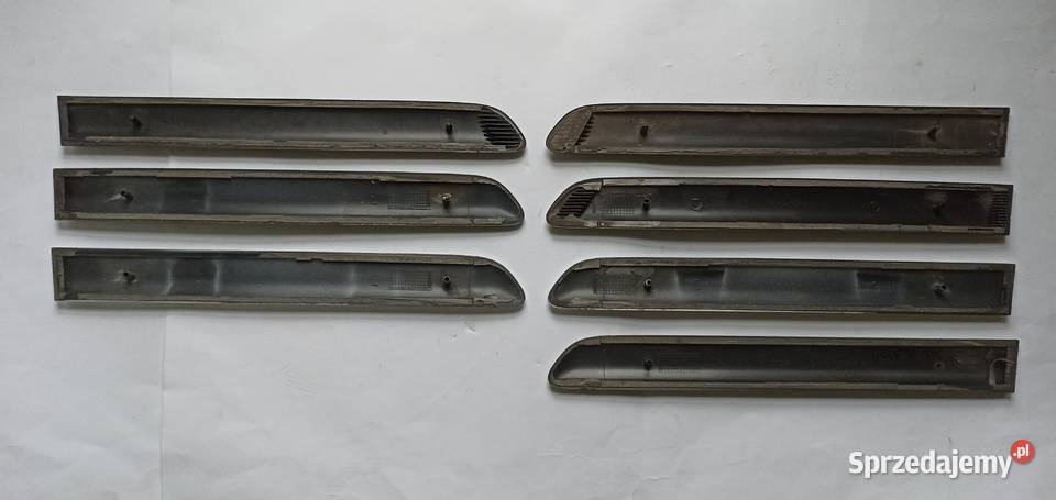 Listwa błotnika VW Golf 5 3D 3 drzwi