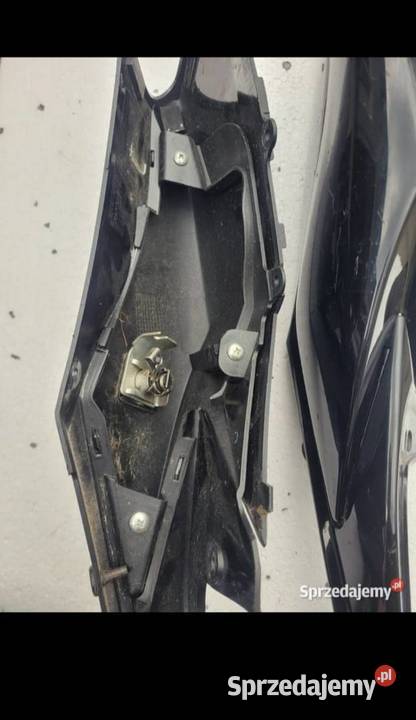 Suzuki GSXR GSXR 600 750 K8 K9 ogon zadupek Nowy Tomyśl