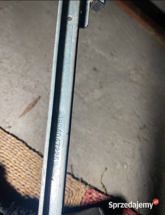 Mechanizm szyby podnośnik szyby prawy przód Alfa Jarosław