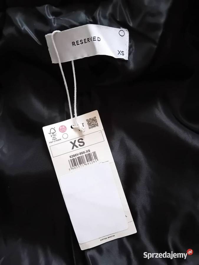 Nowa czarna puchowa kurtka z kapturem Reserved Warszawa