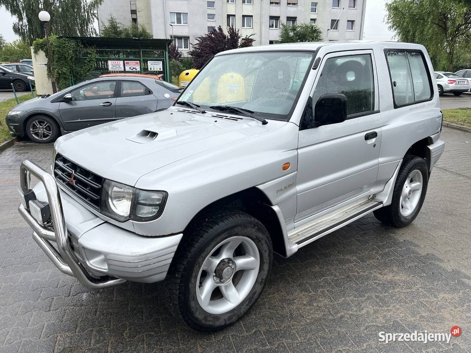 Mitsubishi Pajero 25TDi 116 20022004 Rok produkcji 2002 Rogoźno