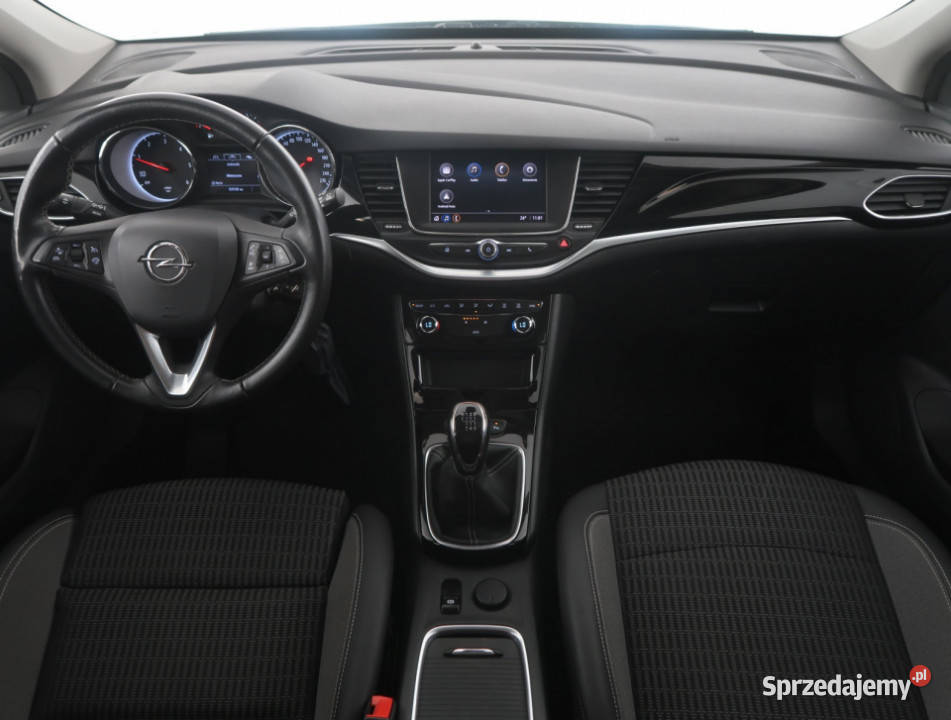 Opel Astra 15 CDTI manualna dolnośląskie Bielany Wrocławskie sprzedam